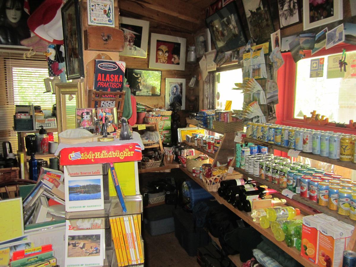 Dawson City River Hostel 외부 사진
