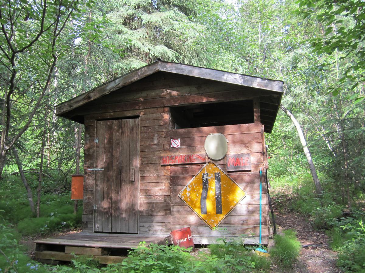 Dawson City River Hostel 외부 사진